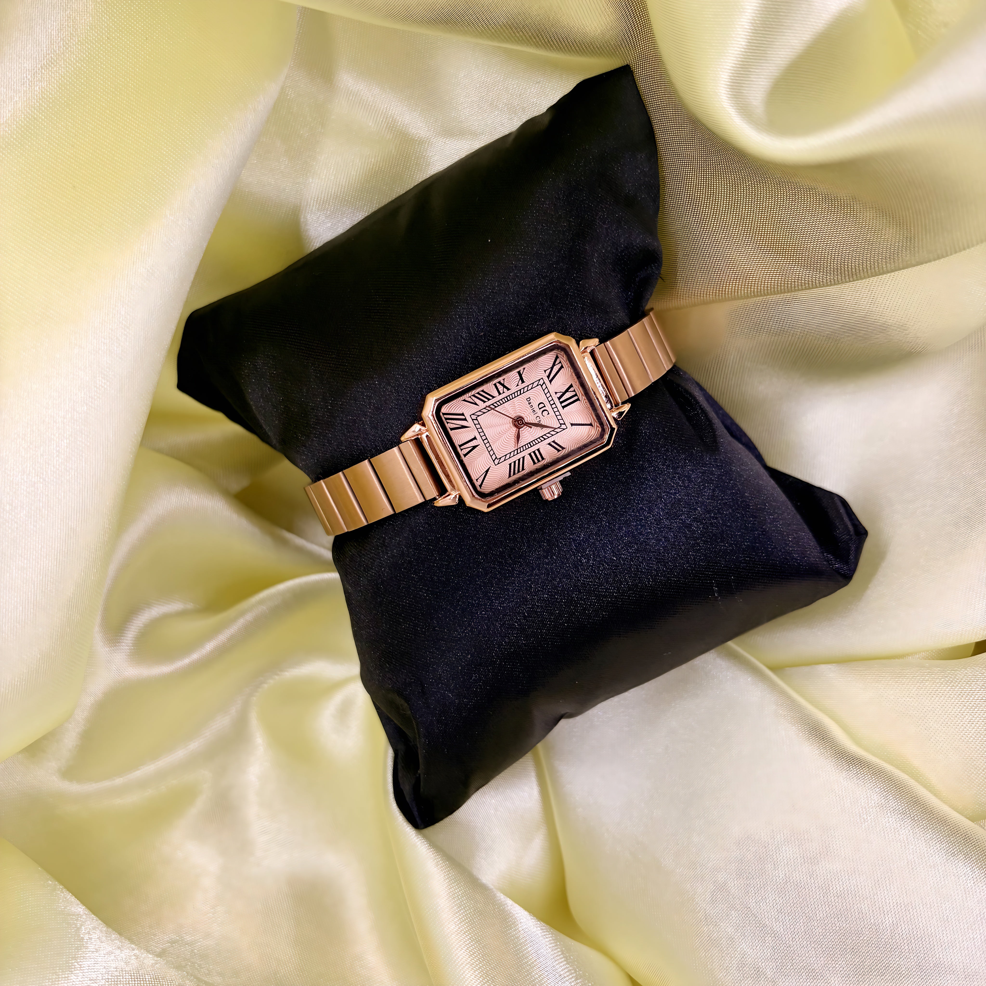Emerald Regent Vintage Rectangle Watch